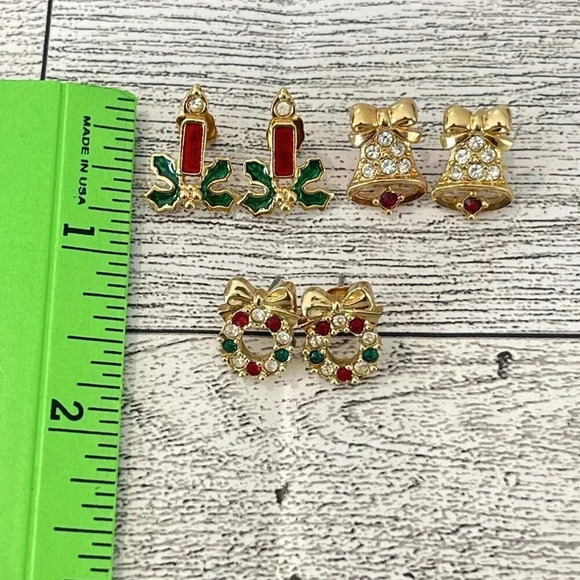 VTG Season’s Greetings 3 Gold Tone Enamel Pierced Earrings-Candle-Wreath-Bells - Picture 6 of 7